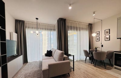 Аренда современной 2-комнатной квартиры, 36 м², комплекс Towarowa Towers, район Воля, Варшава, Польша